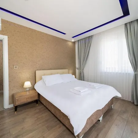 Modern And Central Duplex Near Beach In Antalya